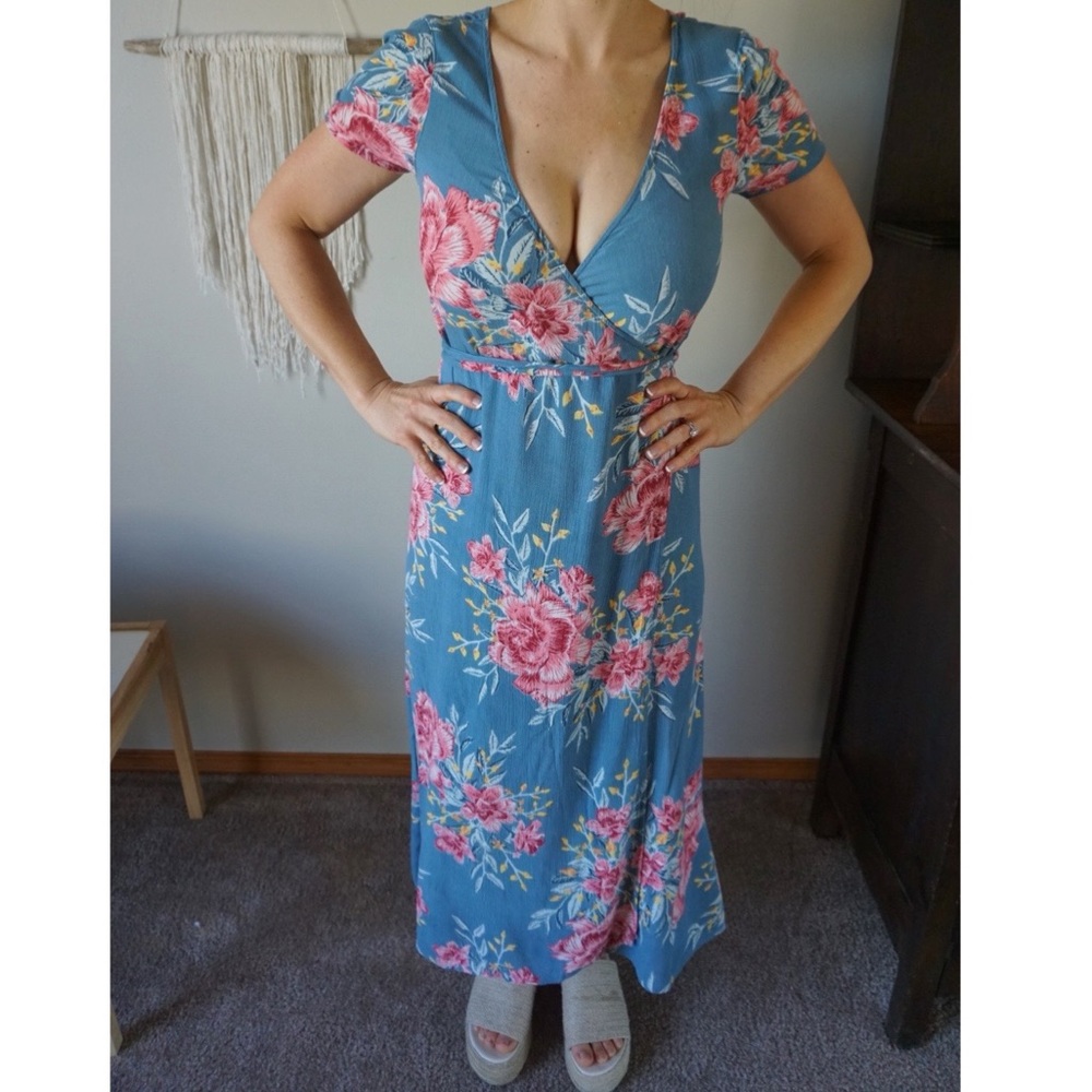 Billabong maxi wrap dress with floral design